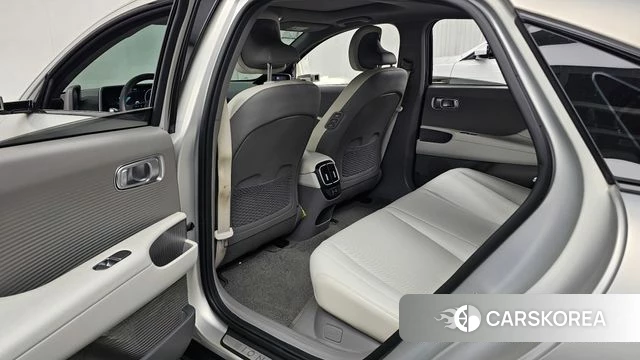 Hyundai Ionic 6 2022 Серебряный из Кореи, фото 3