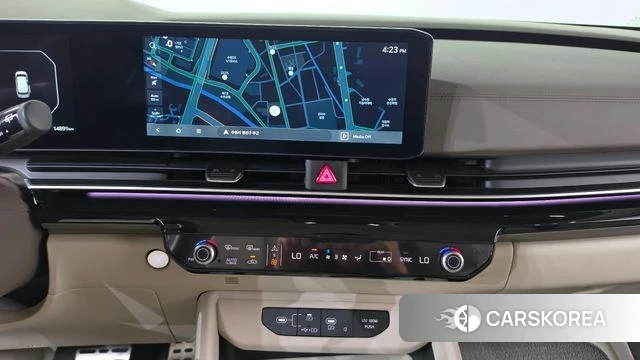 Kia The New Carnival 4th Generation 2024 Серебристо-серый из Кореи, фото 3