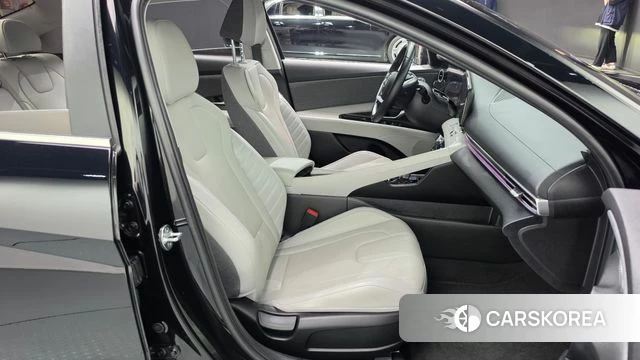 Hyundai Avante (CN7) 2022 Черный из Кореи, фото 3