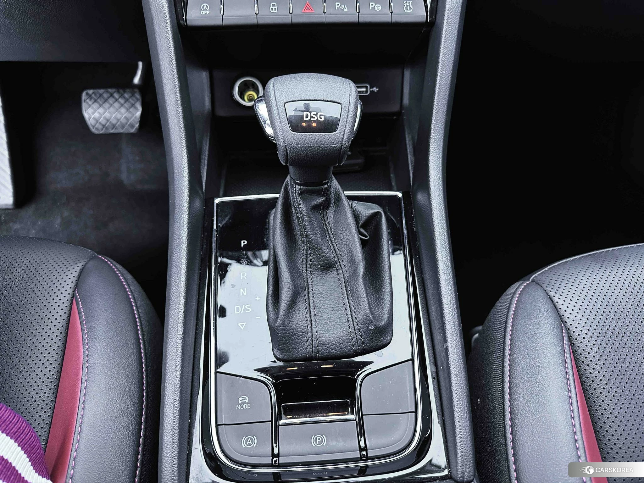 Skoda Karoq 2023 Белый из Китая, фото 3
