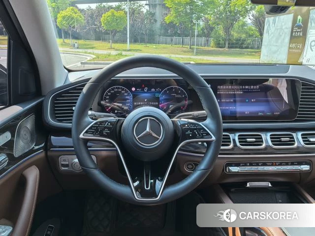 Mercedes-Benz GLE 2024 Черный из Китая, фото 3