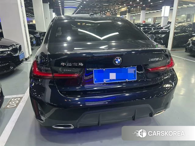 BMW 3 series 2023 Черный из Китая, фото 3