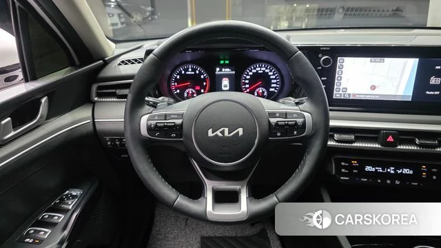Kia K5 3rd generation 2022 Белый из Кореи, фото 3