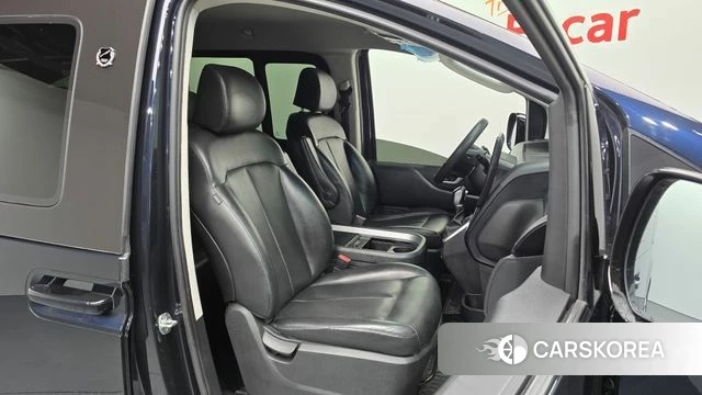 Hyundai Staria 2022 Синий из Кореи, фото 3