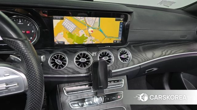 Mercedes-Benz E-Class W213 2019 Белый из Кореи, фото 3