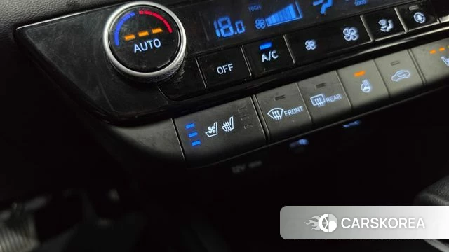 Hyundai Avante (CN7) 2022 Белый из Кореи, фото 3