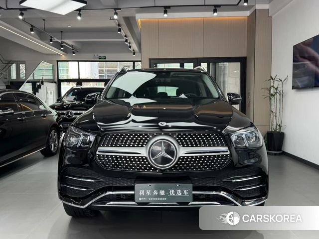 Mercedes-Benz GLE 2023 Черный из Китая, фото 3