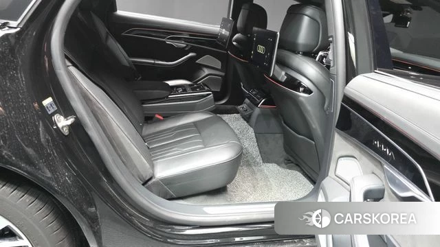 Audi A8 (D5) 2021 Черный из Кореи, фото 3