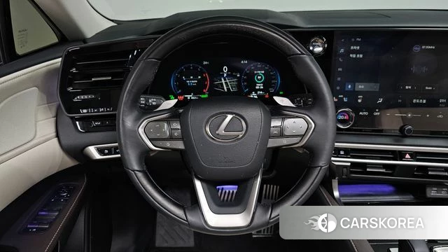 Lexus RX350h 5th generation 2025 Серебристо-серый из Кореи, фото 3