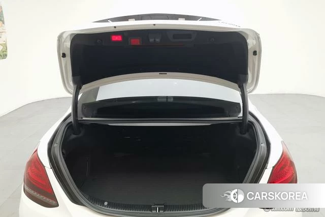 Mercedes-Benz C-class 2021 Белый из Китая, фото 3