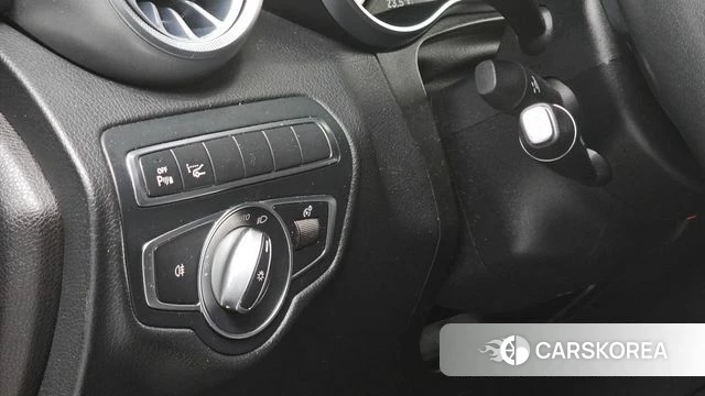 Mercedes-Benz GLC-Class X253 2018 Черный из Кореи, фото 3