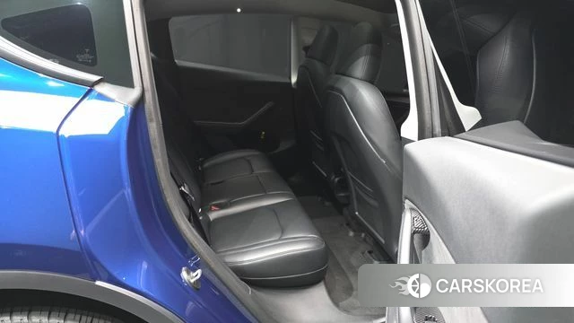 Tesla Model Y 2024 Синий из Кореи, фото 3