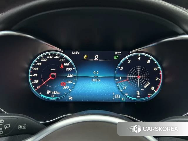 Mercedes-Benz GLC 2021 Белый из Китая, фото 3