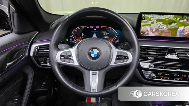 BMW 5 Series (G30) 2022 Белый из Кореи, фото 3