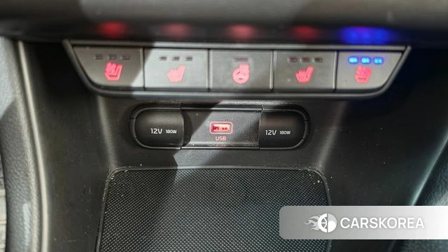 Kia Sportage The Bold 2019 Серебристо-серый из Кореи, фото 3