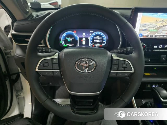 Toyota Highlander 4th Generation 2025 Белый из Кореи, фото 3