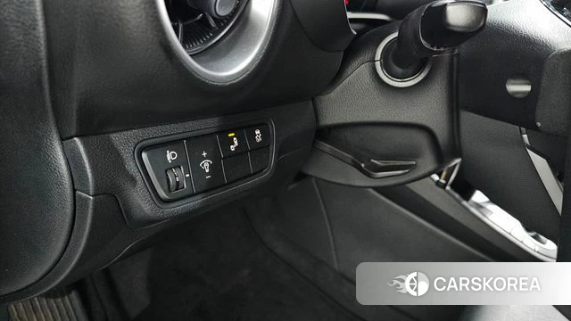 Kia The New K3 2nd generation 2023 Серый из Кореи, фото 4