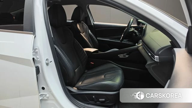 Hyundai Avante (CN7) 2022 Белый из Кореи, фото 3