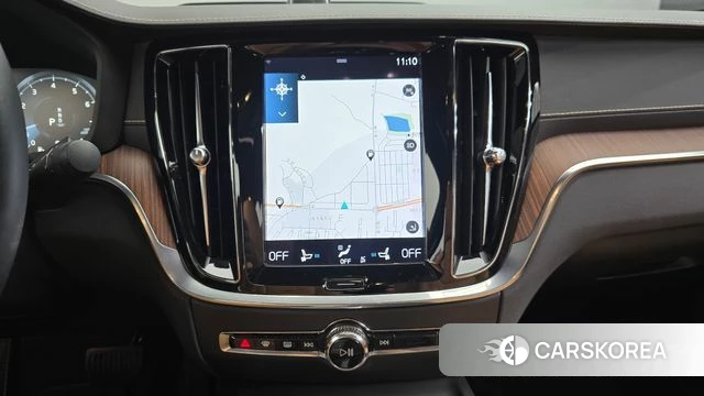 Volvo S60 3rd generation 2021 Белый из Кореи, фото 3