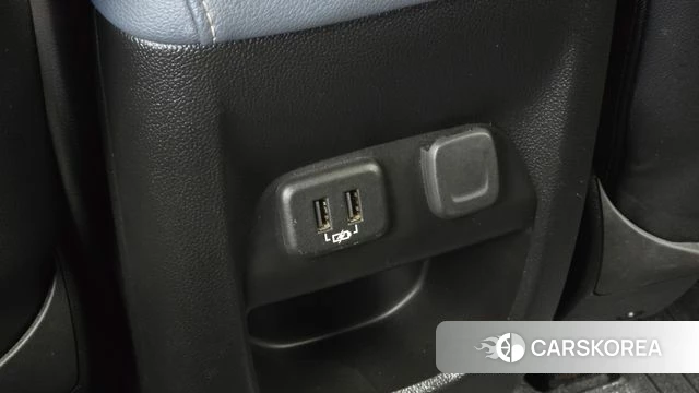 Chevrolet (GM Daewoo) Real New Colorado 2021 Черный из Кореи, фото 3