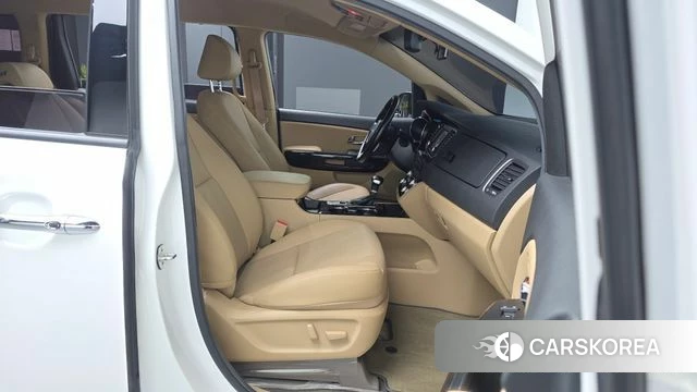 Kia The New Carnival 2020 Белый из Кореи, фото 3
