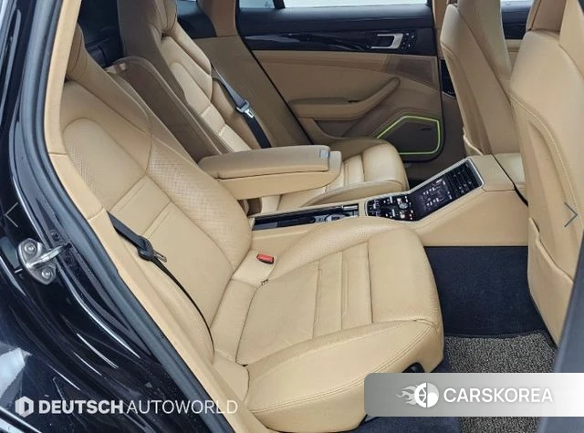 Porsche Panamera (971) 2018 Черный из Кореи, фото 3