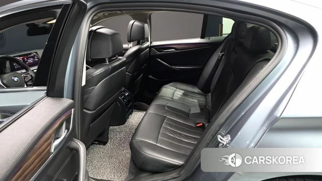 BMW 5 Series (G30) 2019 Серый из Кореи, фото 3
