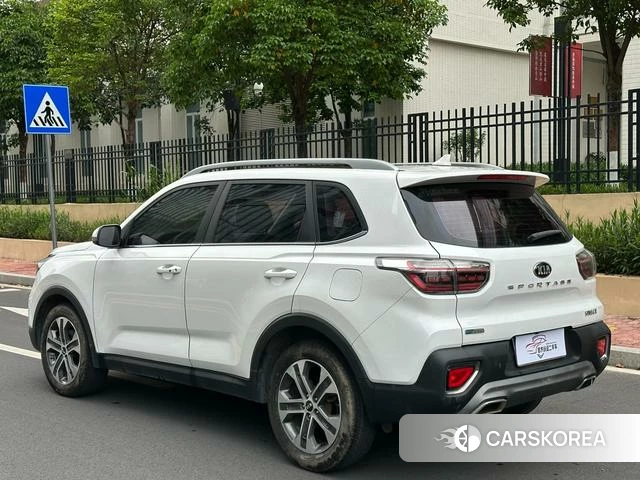 Kia Sportage 2021 Белый из Китая, фото 3