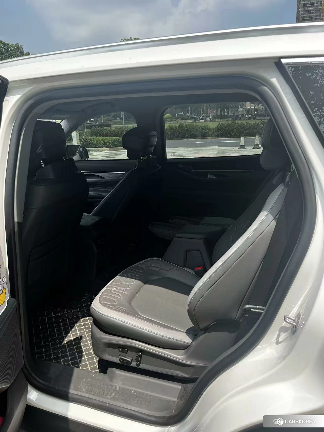 Ford Edge 2023 Белый из Китая, фото 3