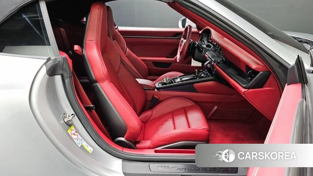 Porsche 911(992) 2026 Серебристо-серый из Кореи, фото 3