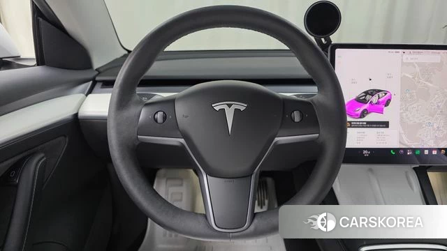 Tesla Model 3 2021 Белый из Кореи, фото 3