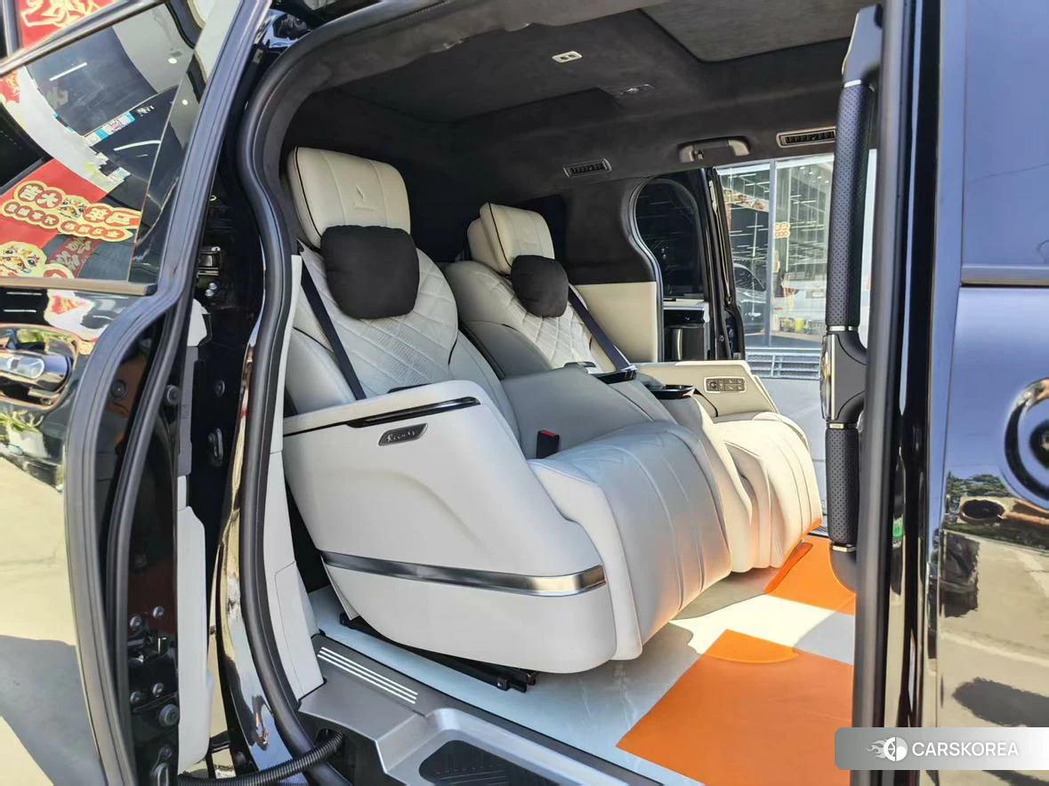 Toyota Sienna 2024 Черный из Китая, фото 3