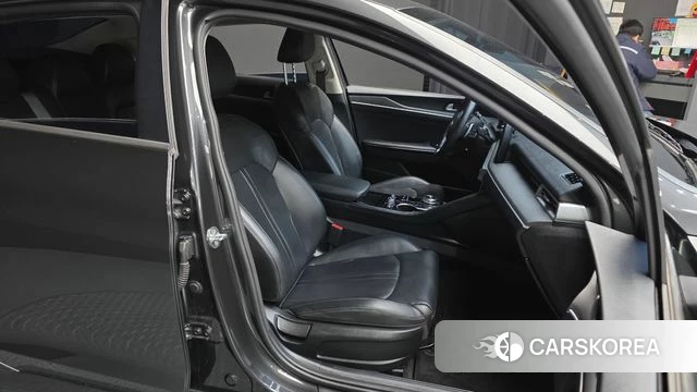 Kia K5 3rd generation 2021 Серый из Кореи, фото 3
