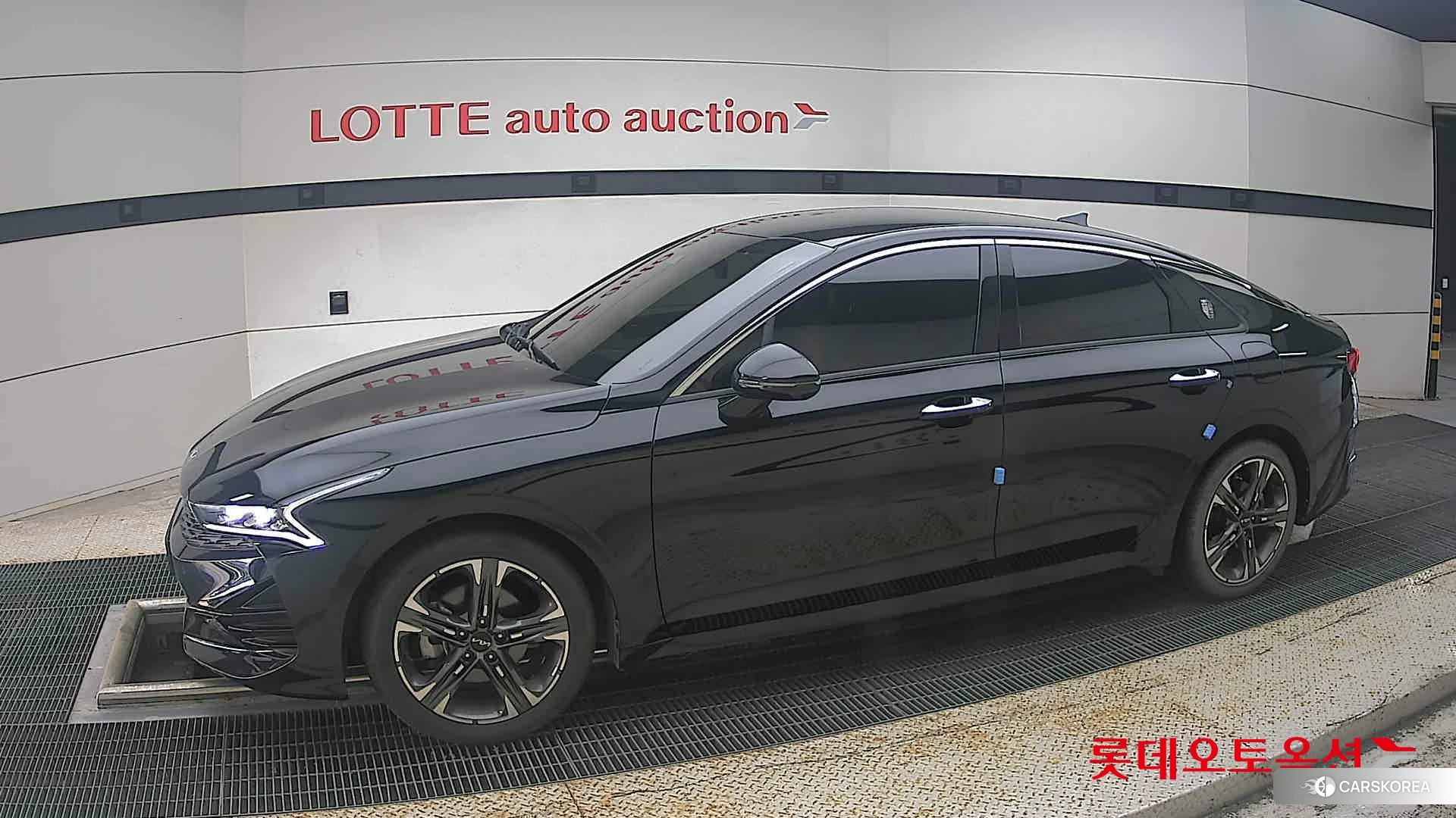 Kia K5 2023 Aurora Black Pearl из Кореи, фото 3