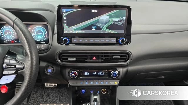Hyundai The New Kona 2022 Светло-серебряный цвет из Кореи, фото 3