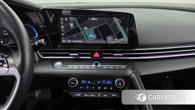 Hyundai The New Avante (CN7) 2024 Белый из Кореи, фото 3