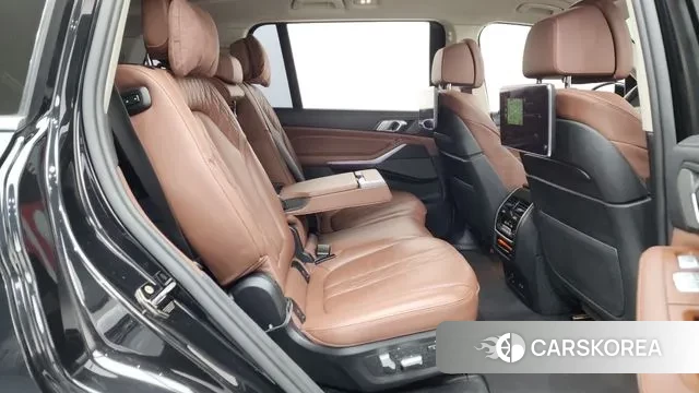 BMW X7 (G07) 2021 Черный из Кореи, фото 3