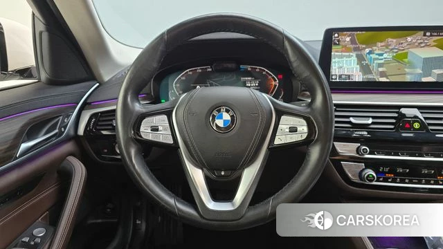 BMW 5 Series (G30) 2020 Белый из Кореи, фото 3