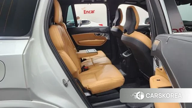 Volvo XC90 second Generation 2023 Белый из Кореи, фото 3