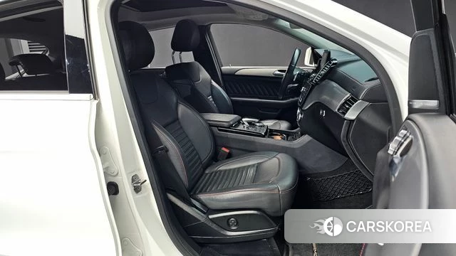 Mercedes-Benz GLE - Class W166 2018 Белый из Кореи, фото 3