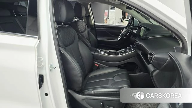 Hyundai The New Santa Fe 2023 Белый из Кореи, фото 3