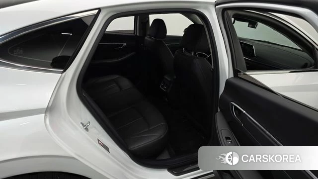 Hyundai Sonata (DN8) 2022 Белый из Кореи, фото 3