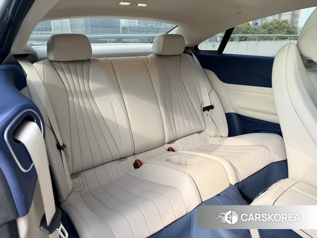 Mercedes-Benz E-Class 2023 Белый из Китая, фото 3