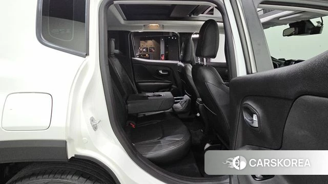 Jeep Renegade 2022 Белый из Кореи, фото 3