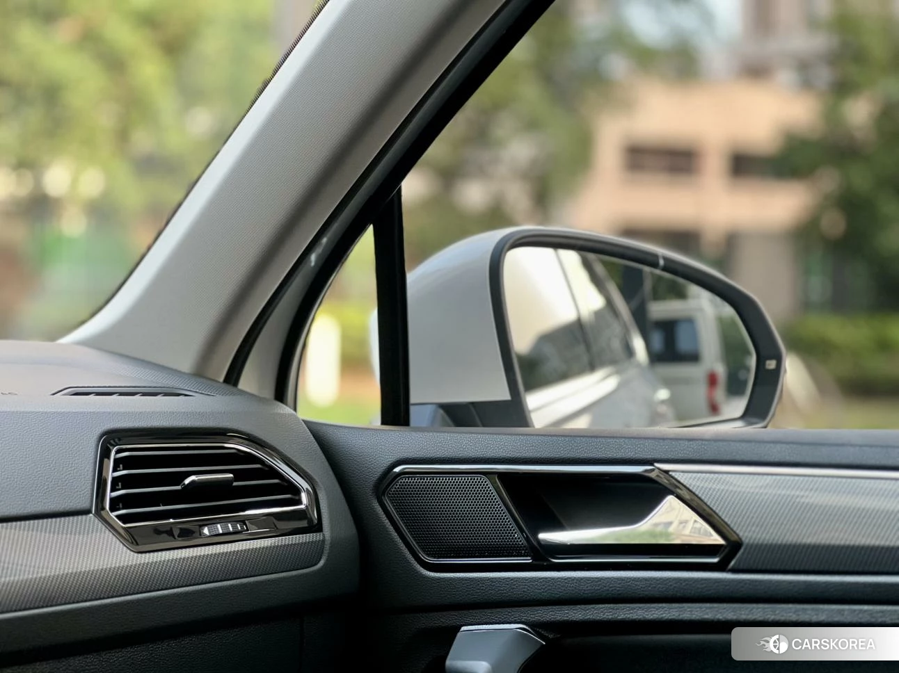 Volkswagen Tiguan L 2020 Белый из Китая, фото 3