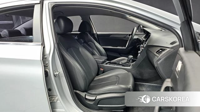 Hyundai Sonata New Rise 2018 Серебристо-серый из Кореи, фото 3
