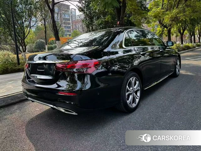 Mercedes-Benz E-Class 2021 Черный из Китая, фото 3
