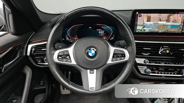 BMW 5 Series (G30) 2022 Серый из Кореи, фото 4