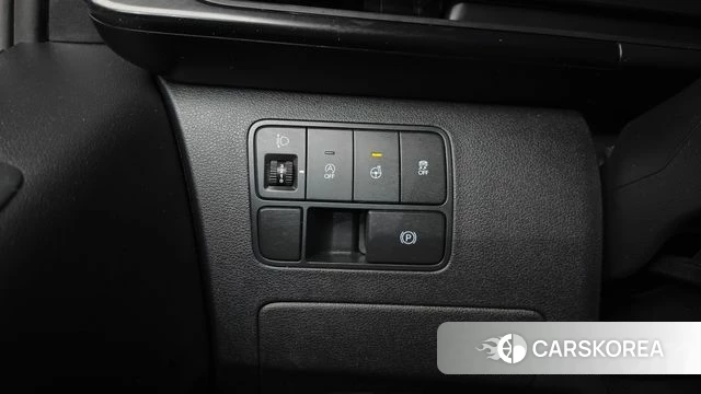 Hyundai Staria 2021 Серебряный из Кореи, фото 3