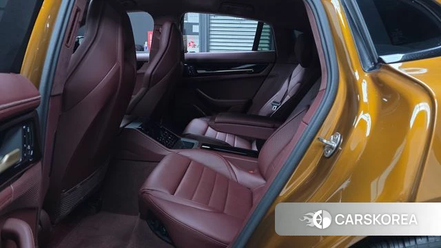 Porsche Panamera (976) 2025 Золотой из Кореи, фото 3